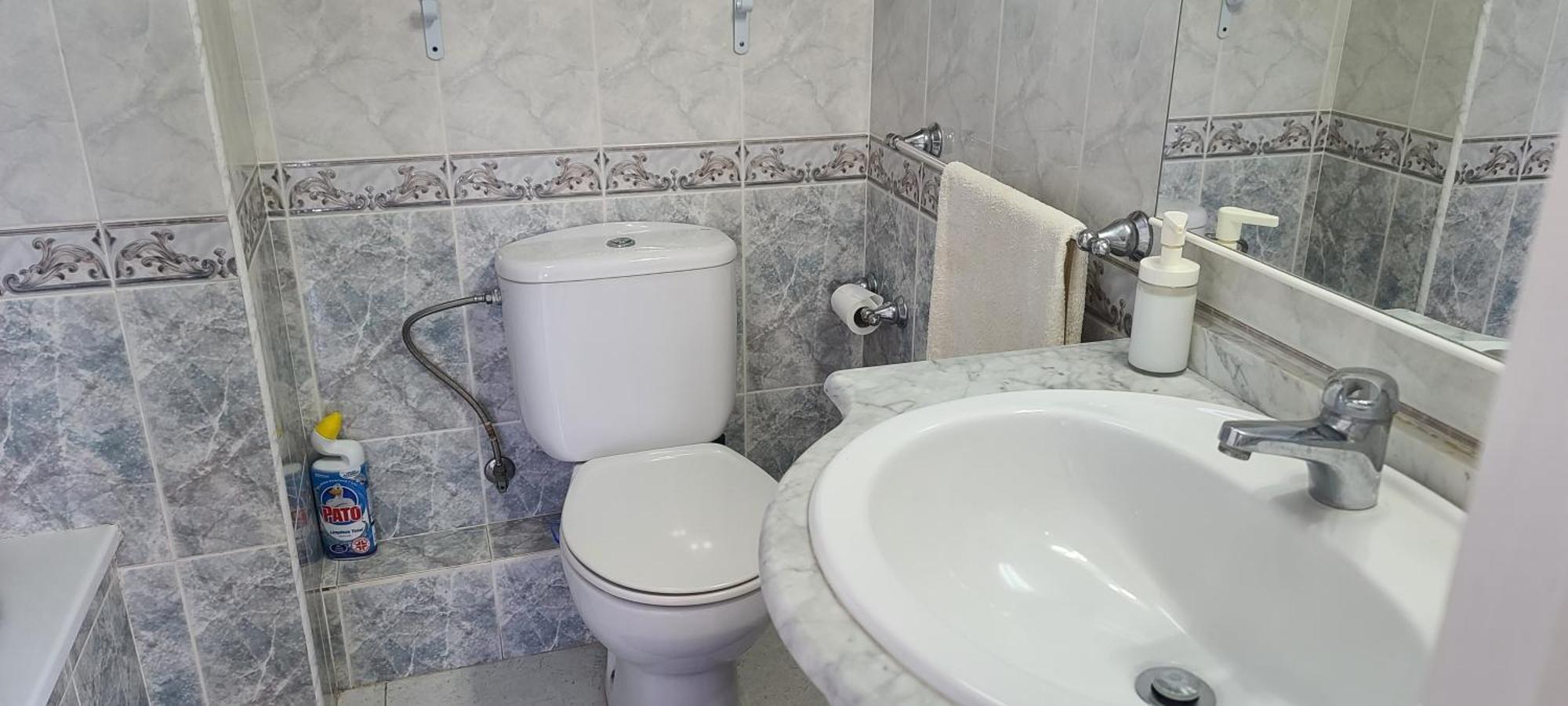 Acuario Shared Flat Piso Compartido Est Partage الشقة مشتركة Apartment Benalmadena Exterior photo